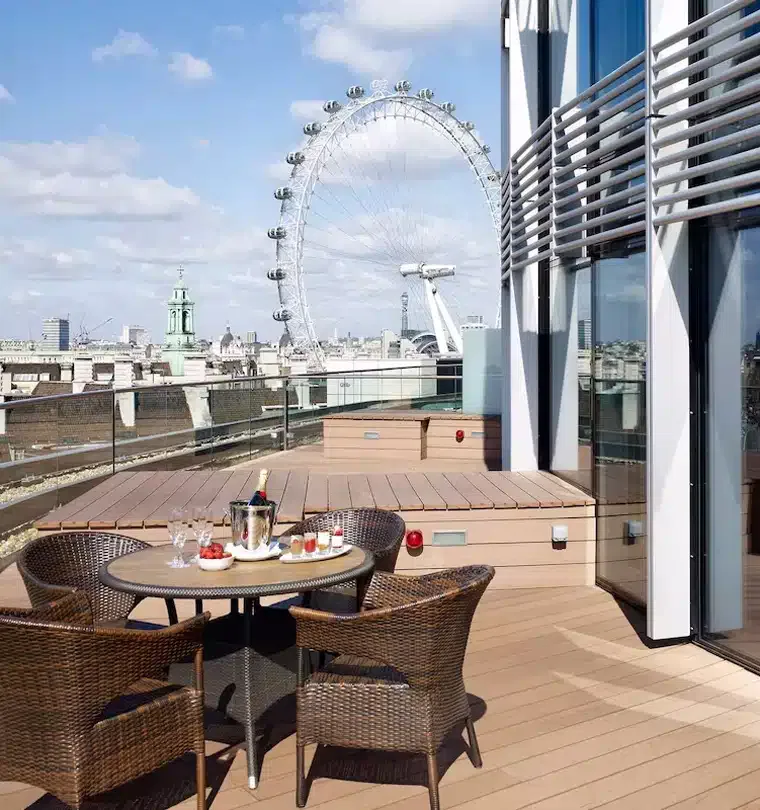 2o Sports Voyages - Séjour Match Angleterre France Tournoi des 6 nations 2025 Park Plaza Westminster Bridge