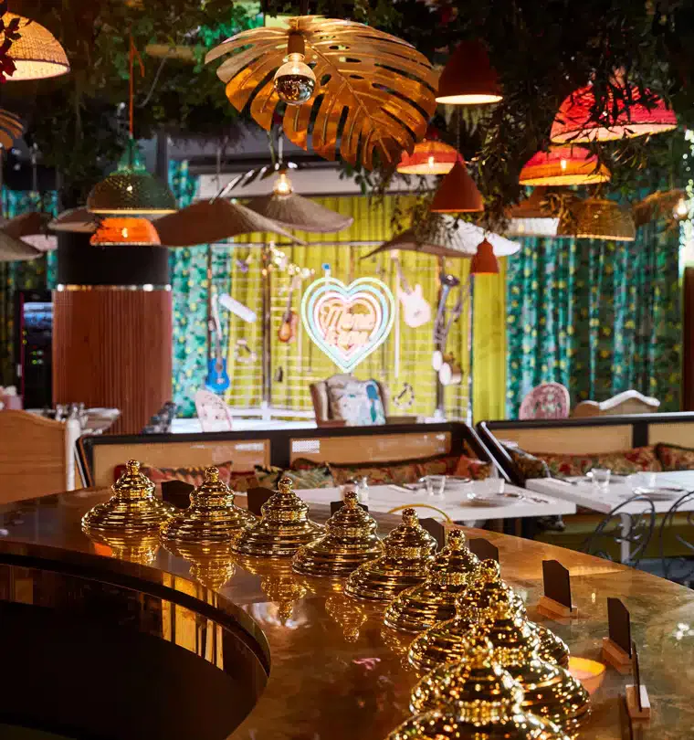 2o Sports Voyages - Séjour Match Italie France Tournoi des 6 nations 2025 à Rome Hôtel Mama Shelter