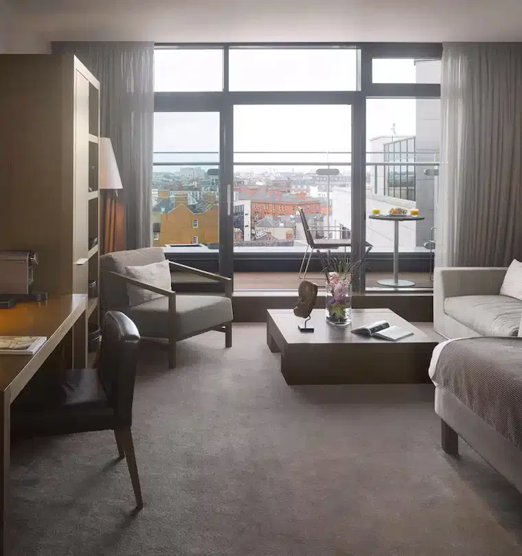 Match Irlande France Tournoi des 6 nations 2025 - Séjour VIP Radisson Blu Royal Hotel Dublin