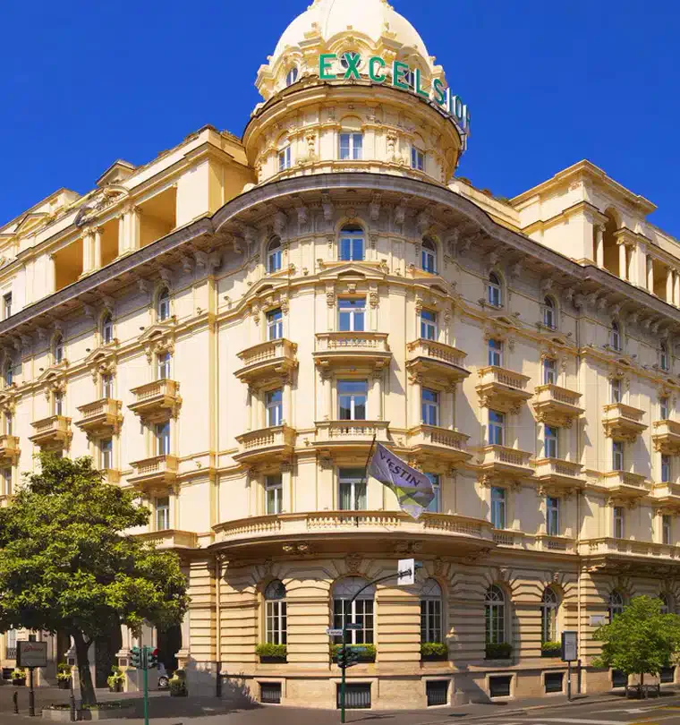 2o Sports Voyages - Séjour Match Italie France Tournoi des 6 nations 2025 à Rome Hôtel Westin Excelsior