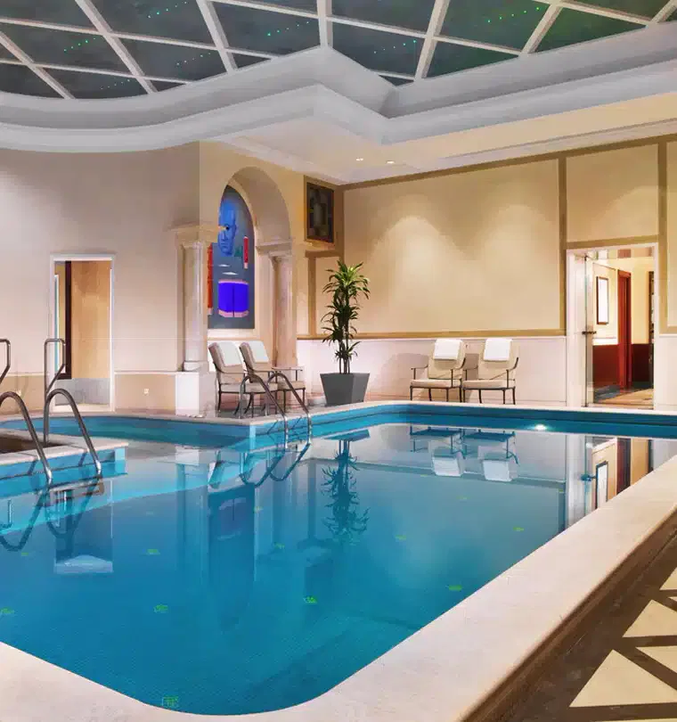 2o Sports Voyages - Séjour Match Italie France Tournoi des 6 nations 2025 à Rome Hôtel Westin Excelsior