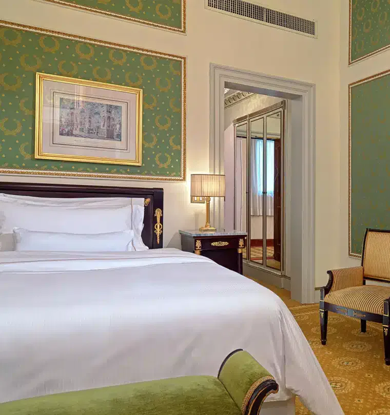 2o Sports Voyages - Séjour Match Italie France Tournoi des 6 nations 2025 à Rome Hôtel Westin Excelsior