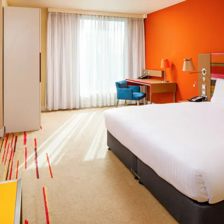 cardiff 2026 radisson blu standard bedroom